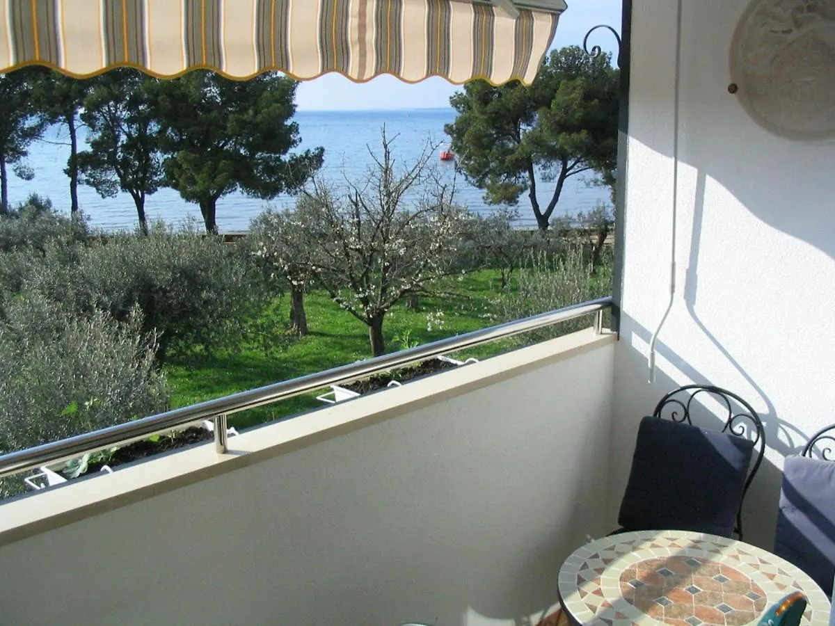 Apartment Oliva Fazana
